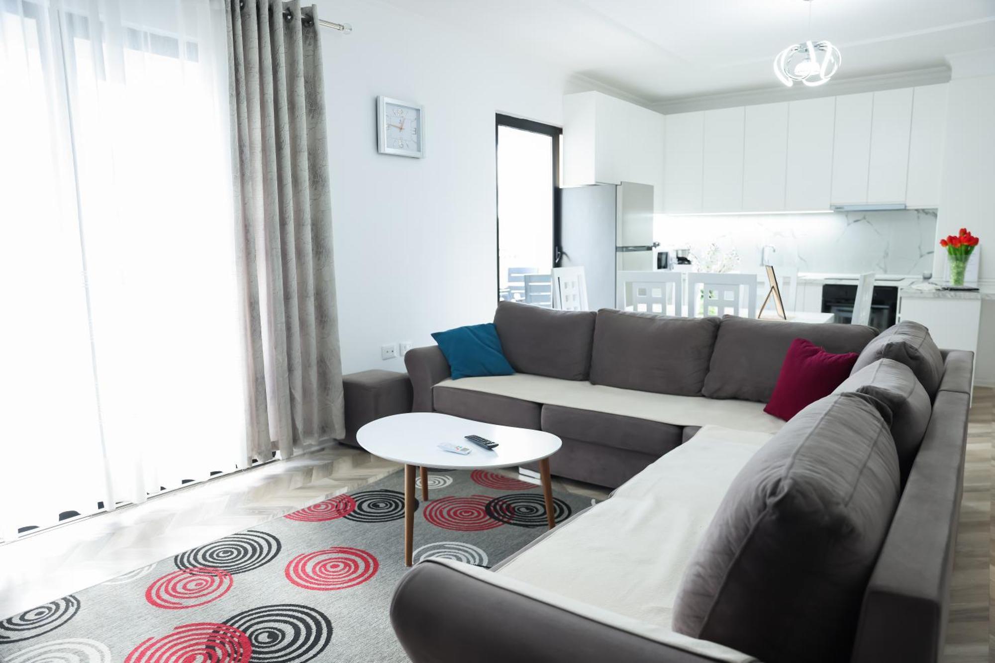 Family Apartment Tirana Exterior photo