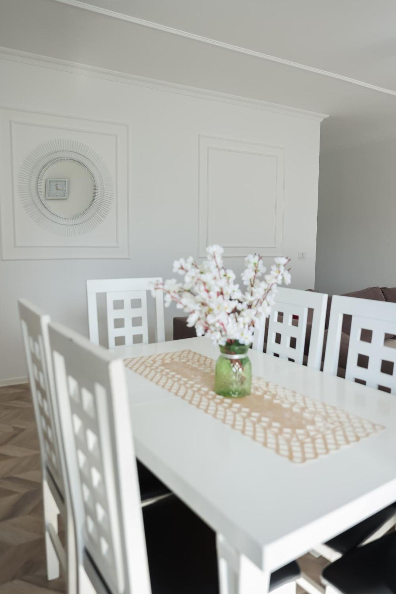 Family Apartment Tirana Exterior photo